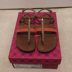 Tory Burch Bar Logo Flat Sandal sz 7 M